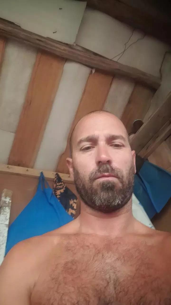 Offline manutrianas on Cam4