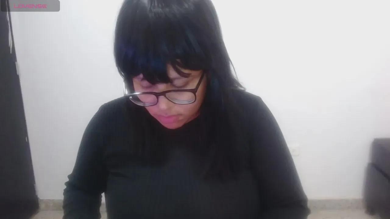 Offline MaraSilk on Cam4