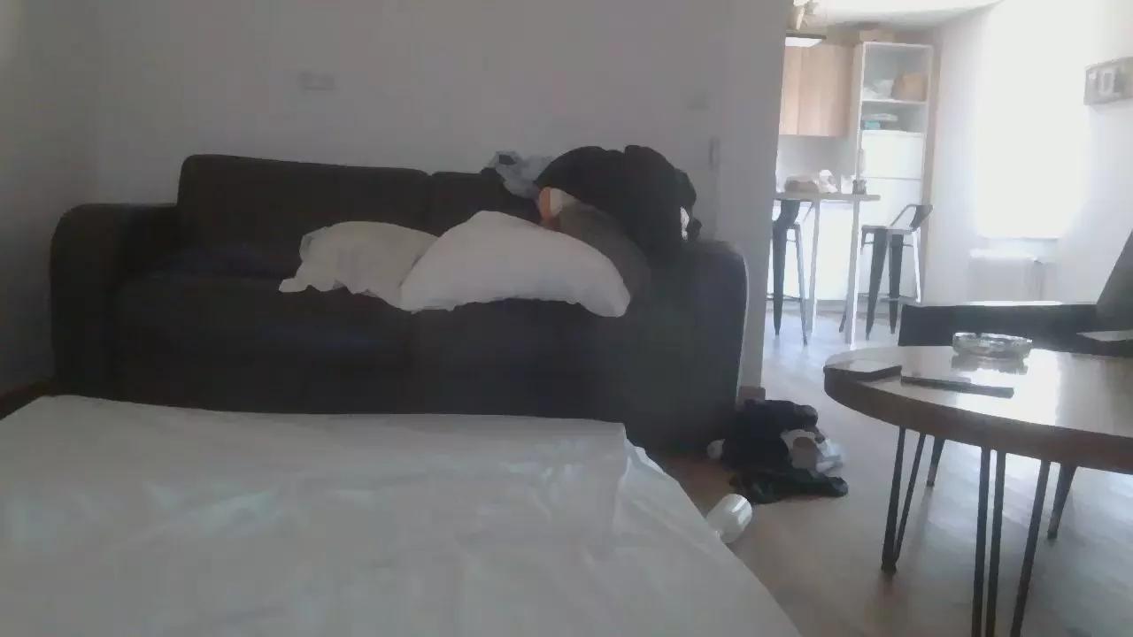 Offline mickredge on Cam4