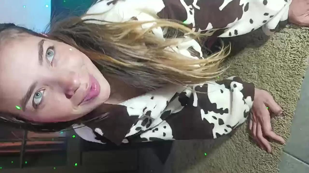 Cam4 Milagros2025 is Freechat Milagros2025 — Freechat on Cam4