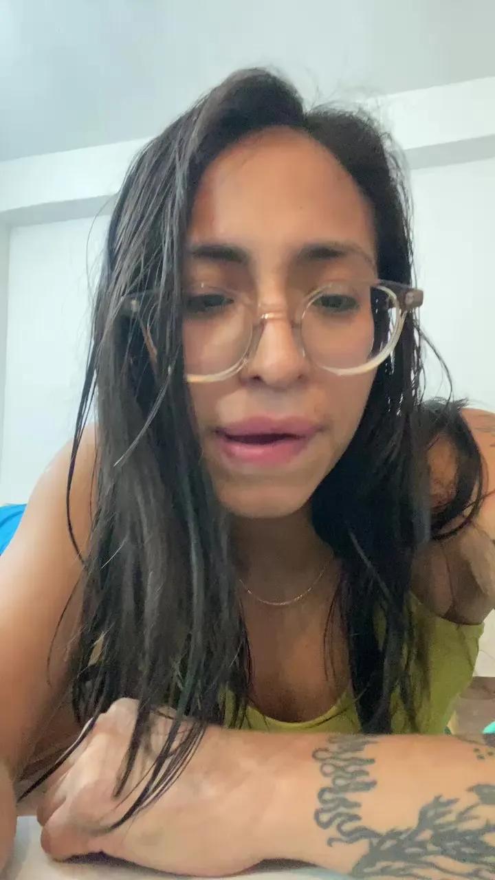 Cam4 morenitaxxxhot is Freechat morenitaxxxhot — Freechat on Cam4