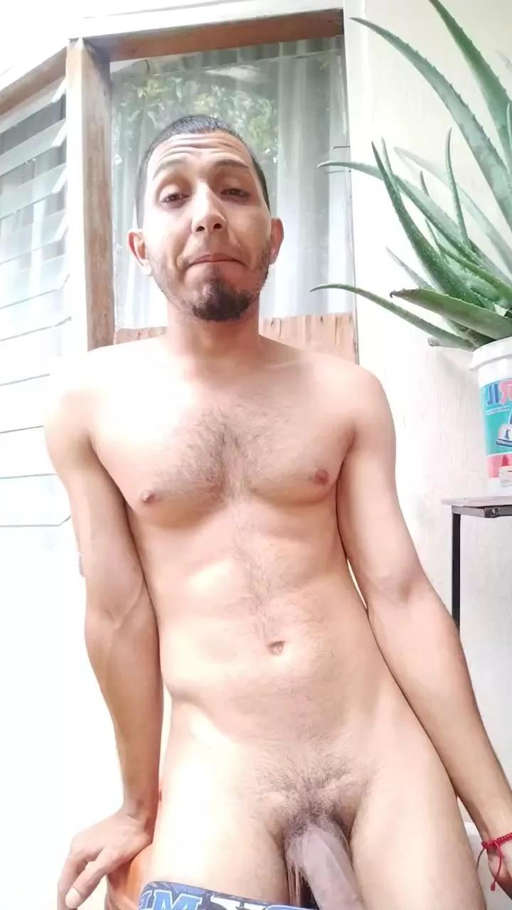 Offline Muyganoso24 on Cam4