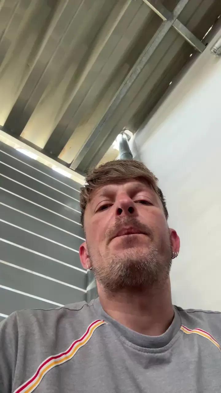 Offline Mysticboy on Cam4