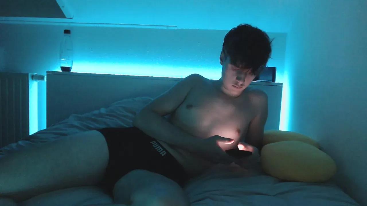 Cam4 n3fr0st_hot is Freechat n3fr0st_hot —  #feet #armpits #cum #anal