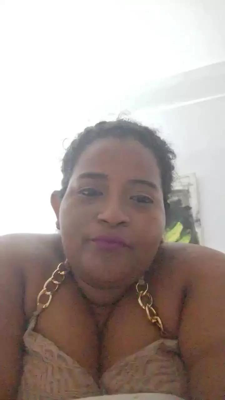 Offline nanda6_sexy on Cam4