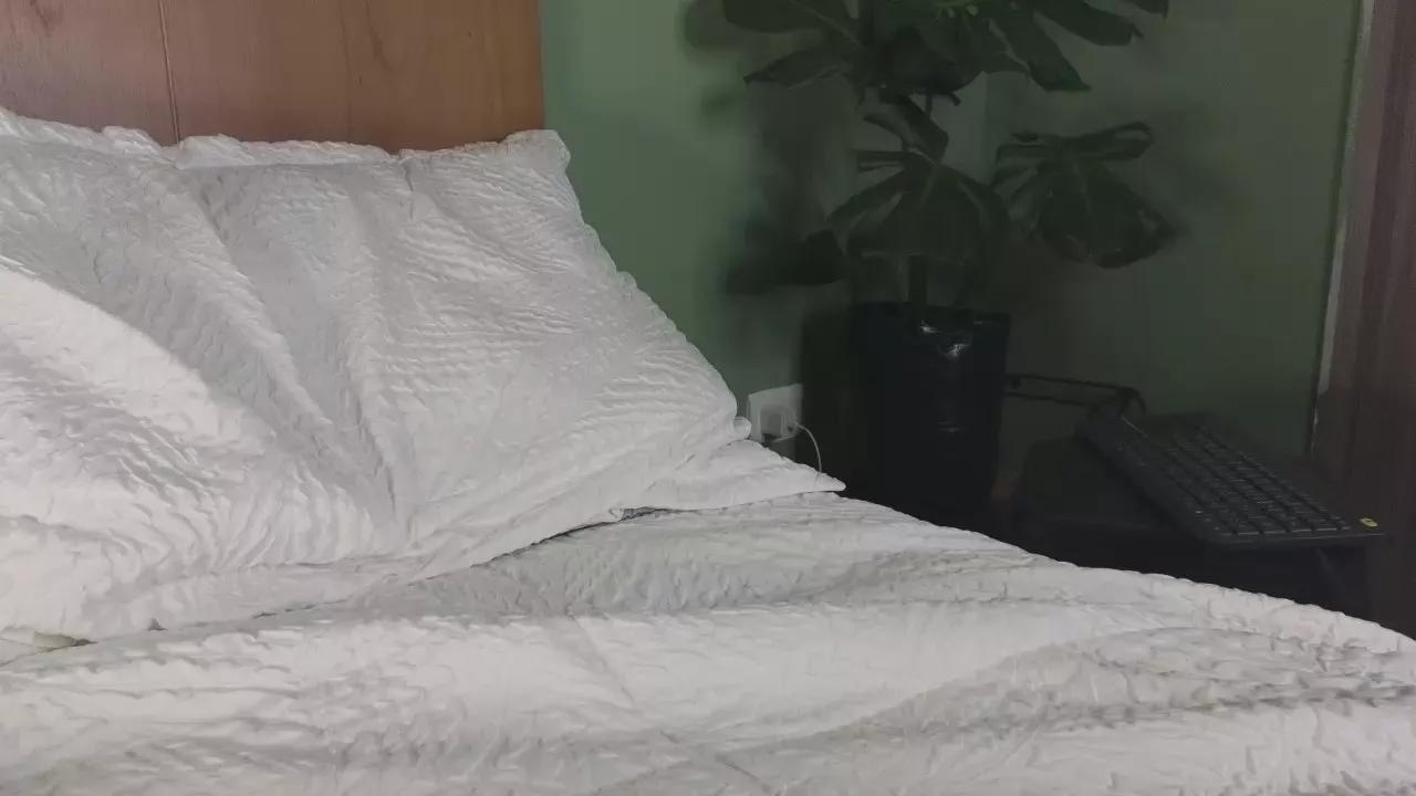 Offline nickjordan3 on Cam4