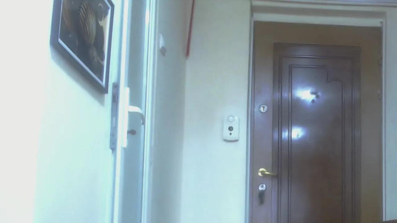 Offline Nikol19721 on Cam4