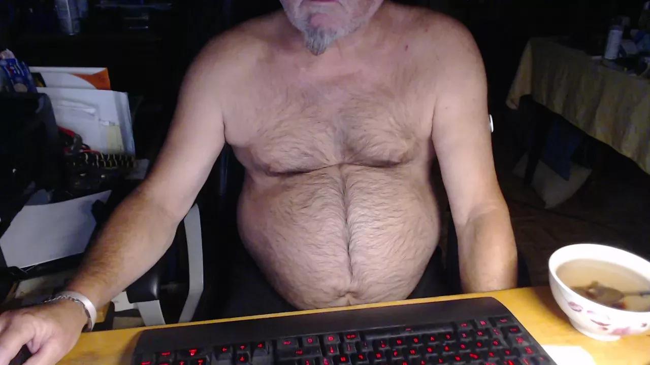 Offline nours68440 on Cam4