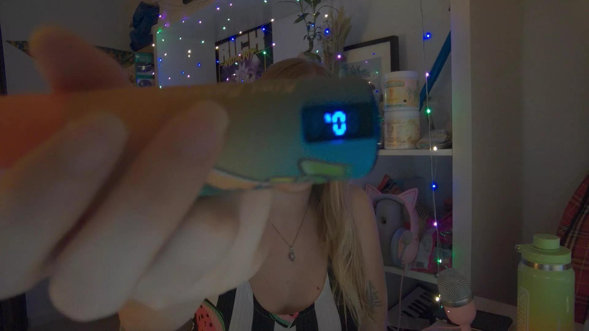 Offline pinkladyx2 on Cam4