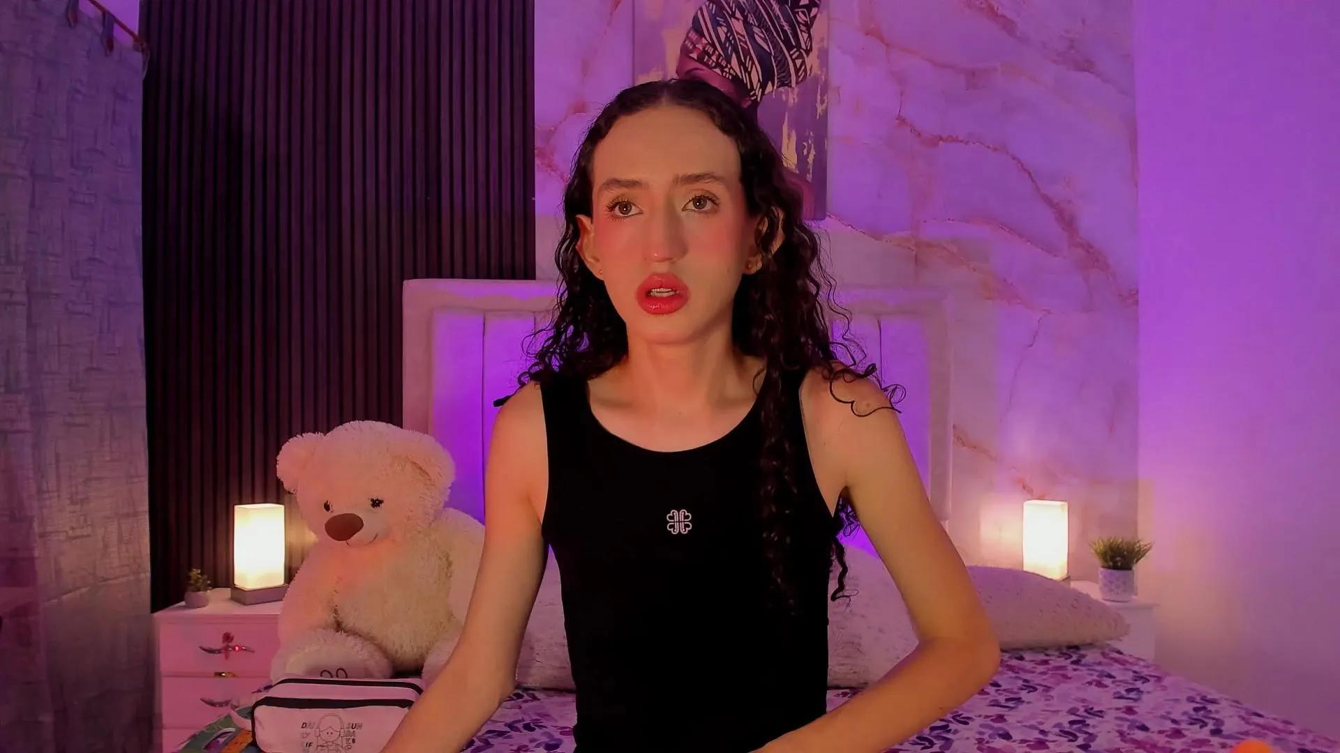 Offline pinky_peach_ on Cam4