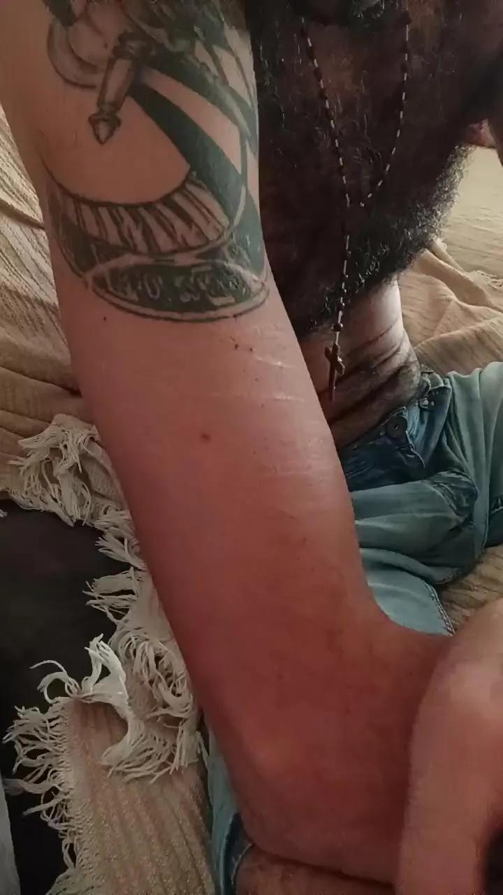 Offline Pistolon19 on Cam4