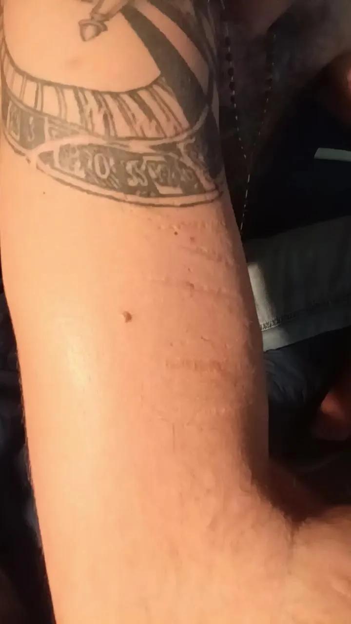 Offline Pistolon19 on Cam4