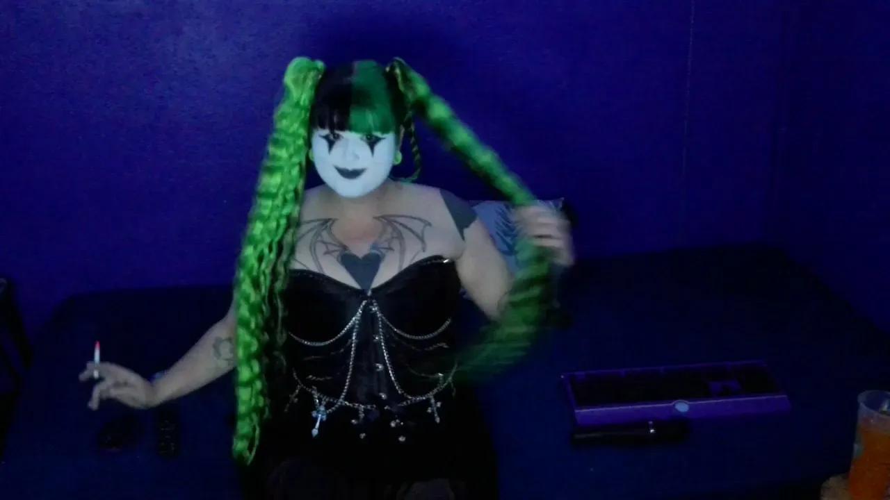 purplediamond79 —  #bdsm #clown ##Halloween25 #goth