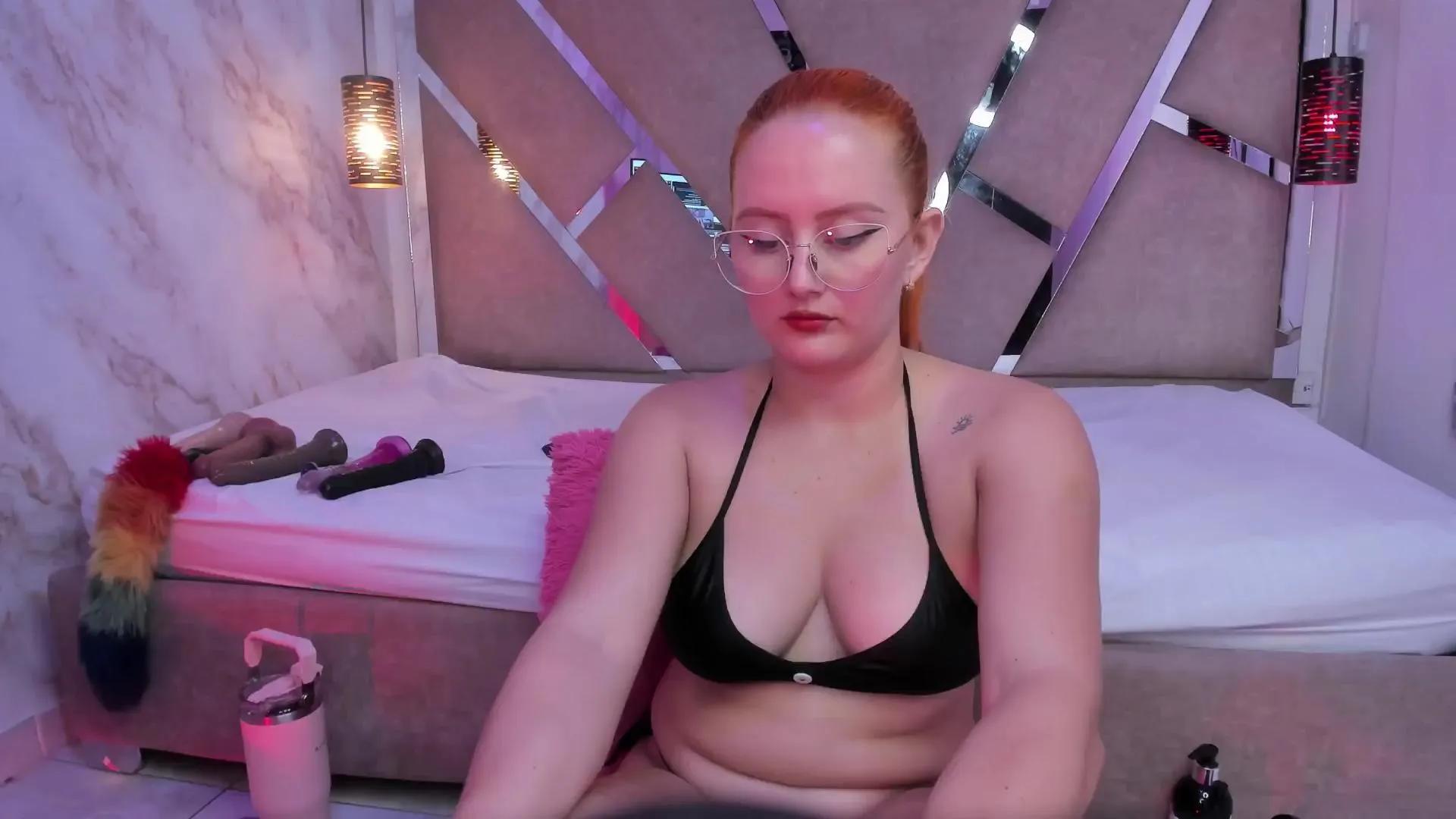 Offline Renatta_ on Cam4