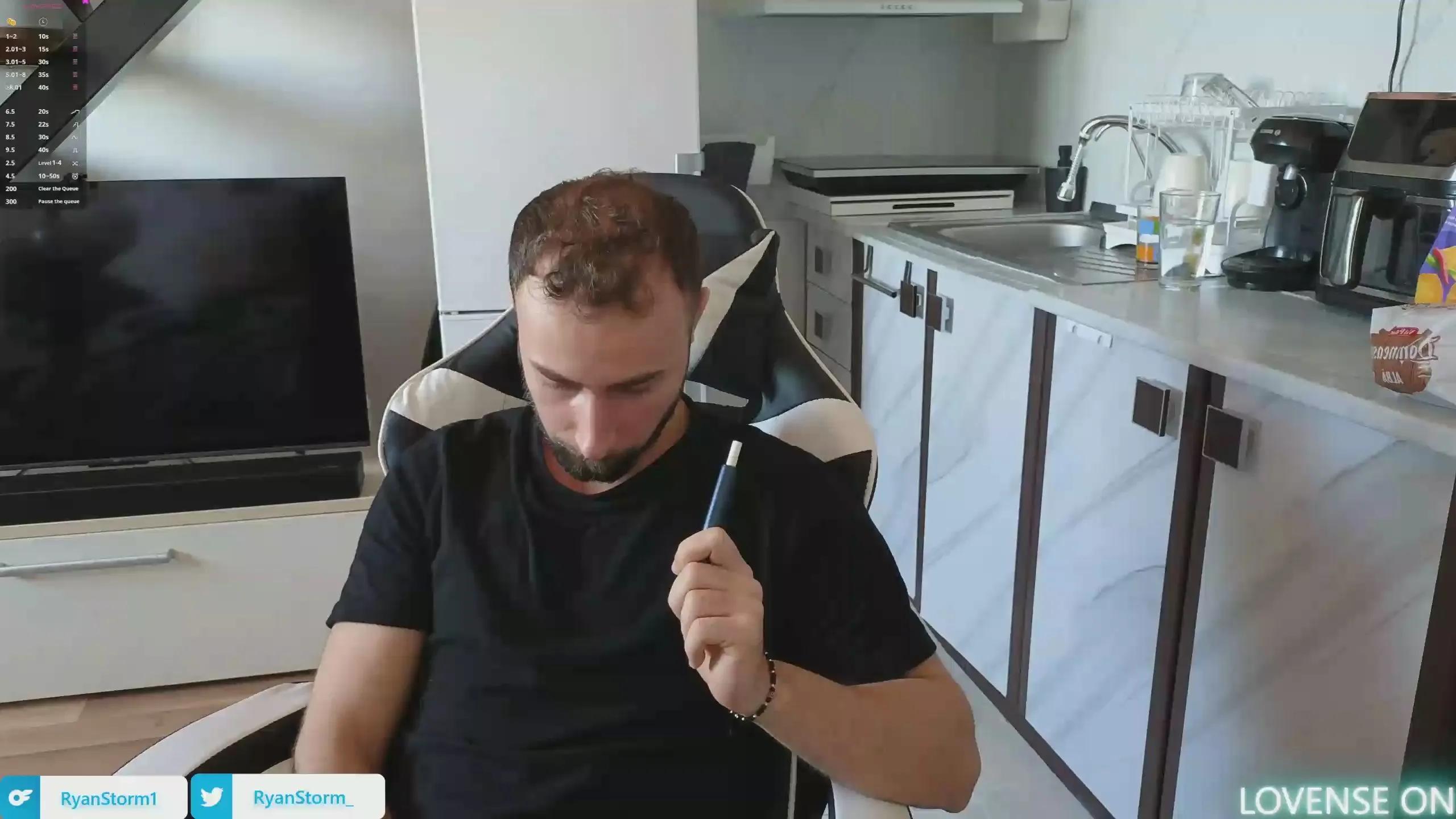 Offline RyanStorm_ on Cam4