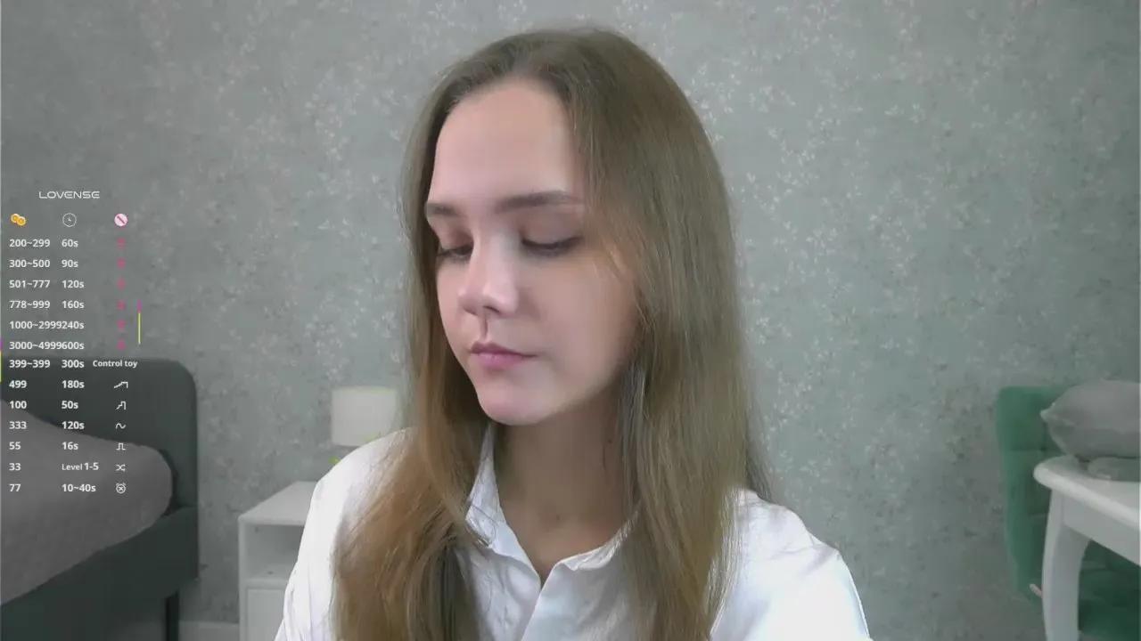 Offline Sara_cutie on Cam4