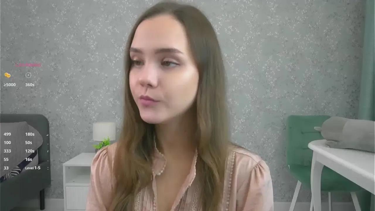 Offline Sara_cutie on Cam4