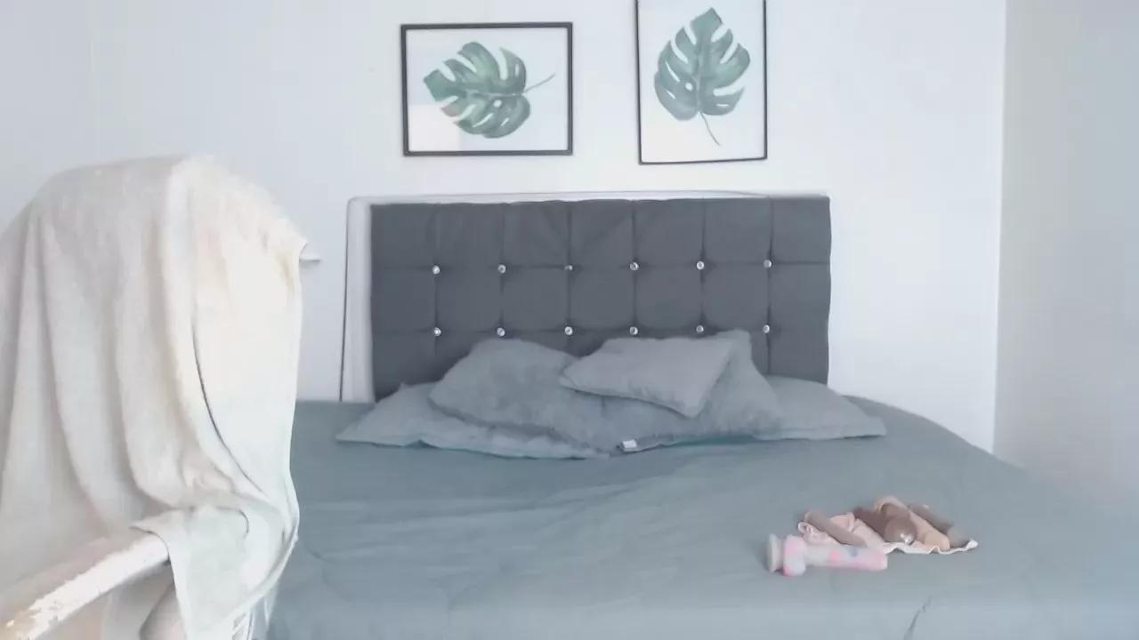 Offline selena_hotmilf on Cam4