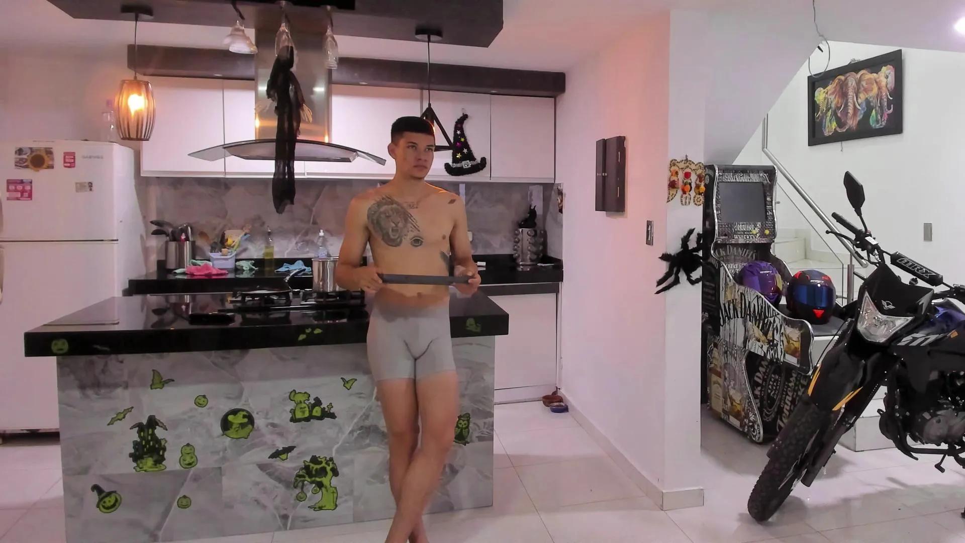 Offline sexyhotfriends_ on Cam4