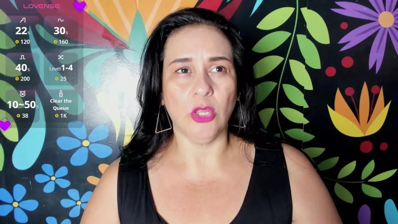 Offline Sharllot_bbw on Cam4