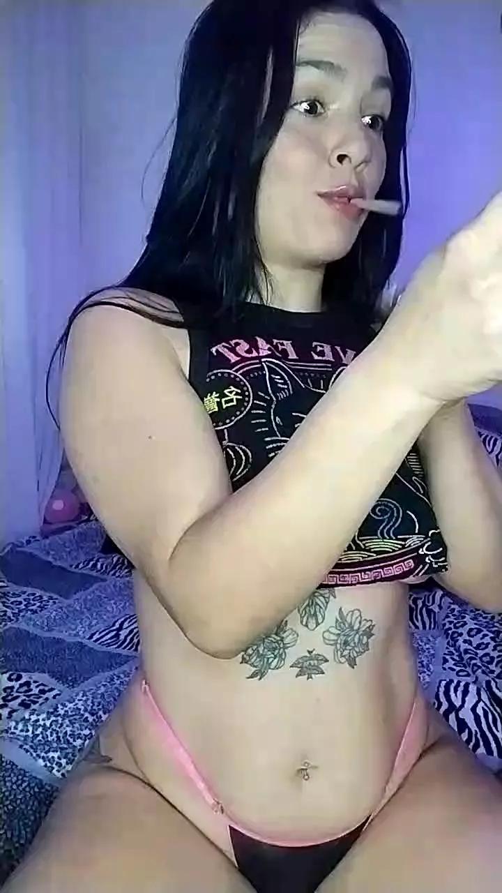 Offline shemeka on Cam4