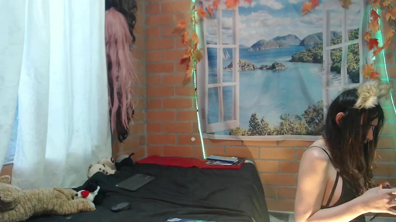 Offline slutty_pet on Cam4