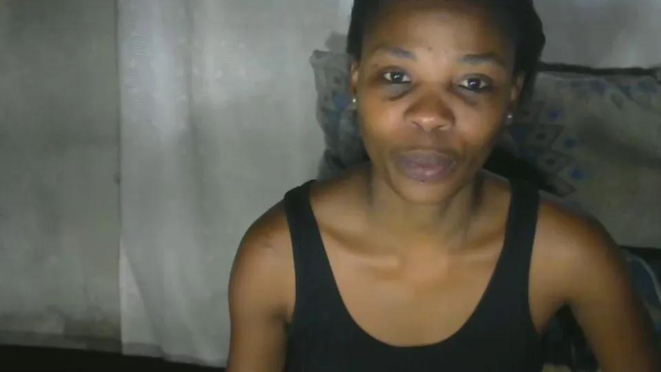 Offline Small2023 on Cam4