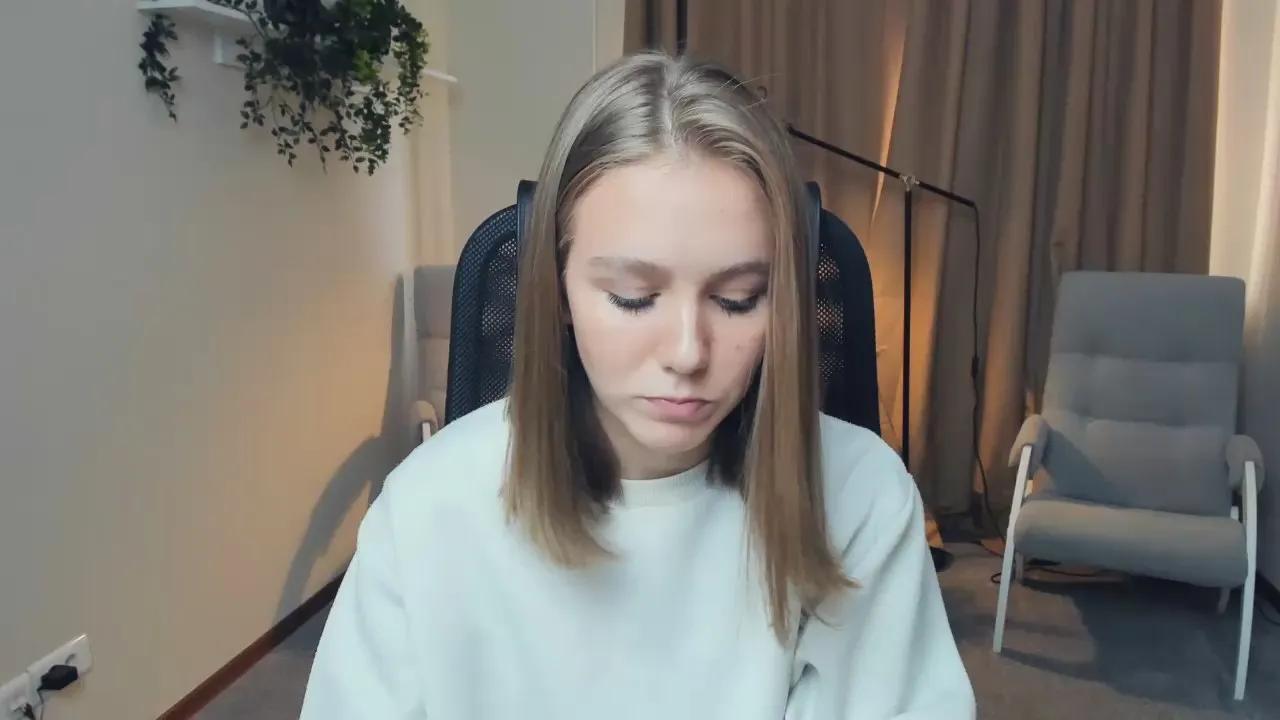 Offline SuzyTempelton on Cam4