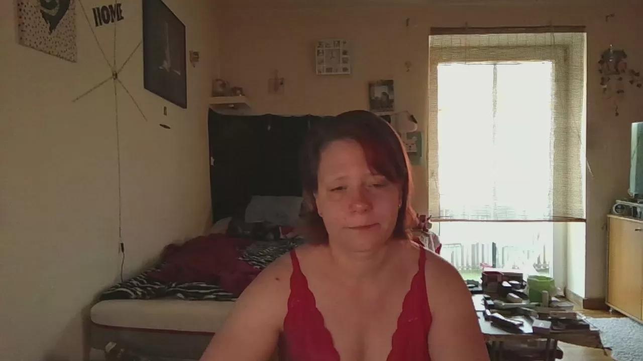 Offline sweetkisskate on Cam4