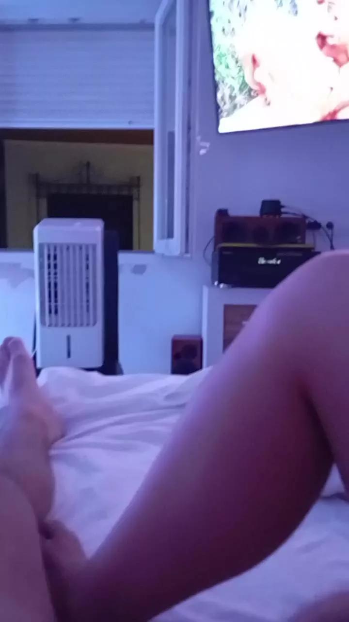 Offline Tamara093 on Cam4