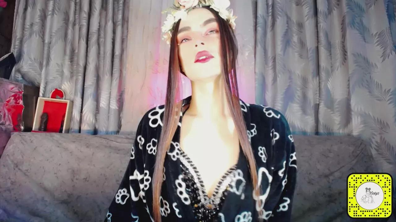 Offline TatiGil on Cam4