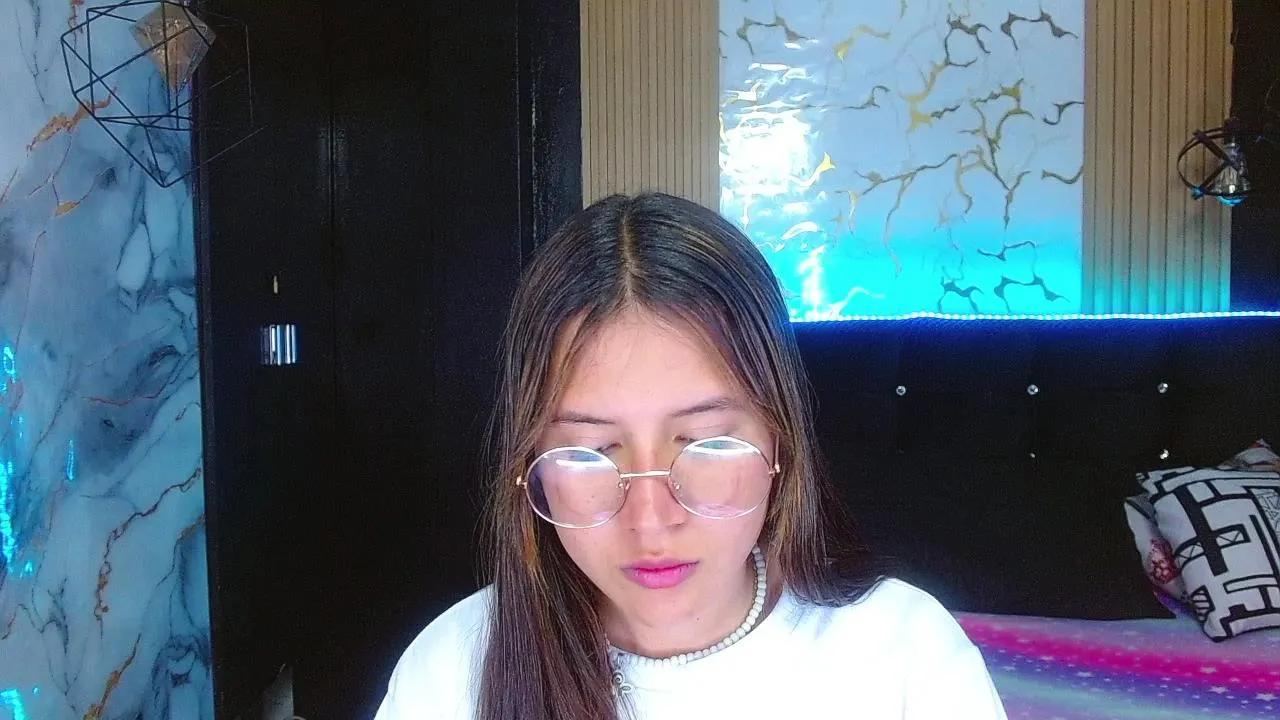 Cam4 tinibunny is Freechat tinibunny —  #armpits #masturbation #striptease #cute #pussy #spanking #feet