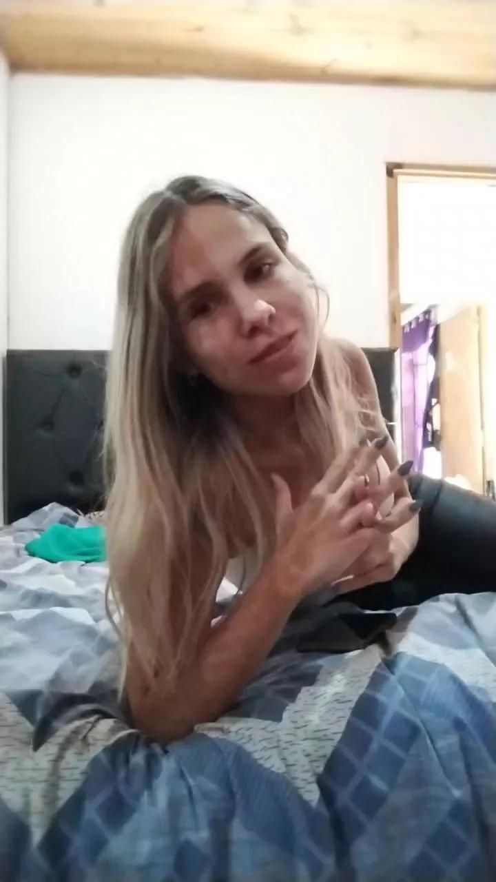 Offline Tiquefire on Cam4