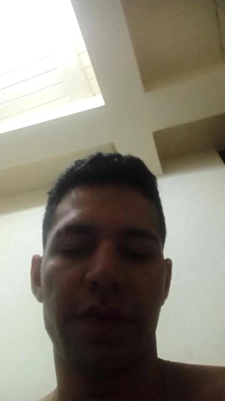 Offline valencia691 on Cam4