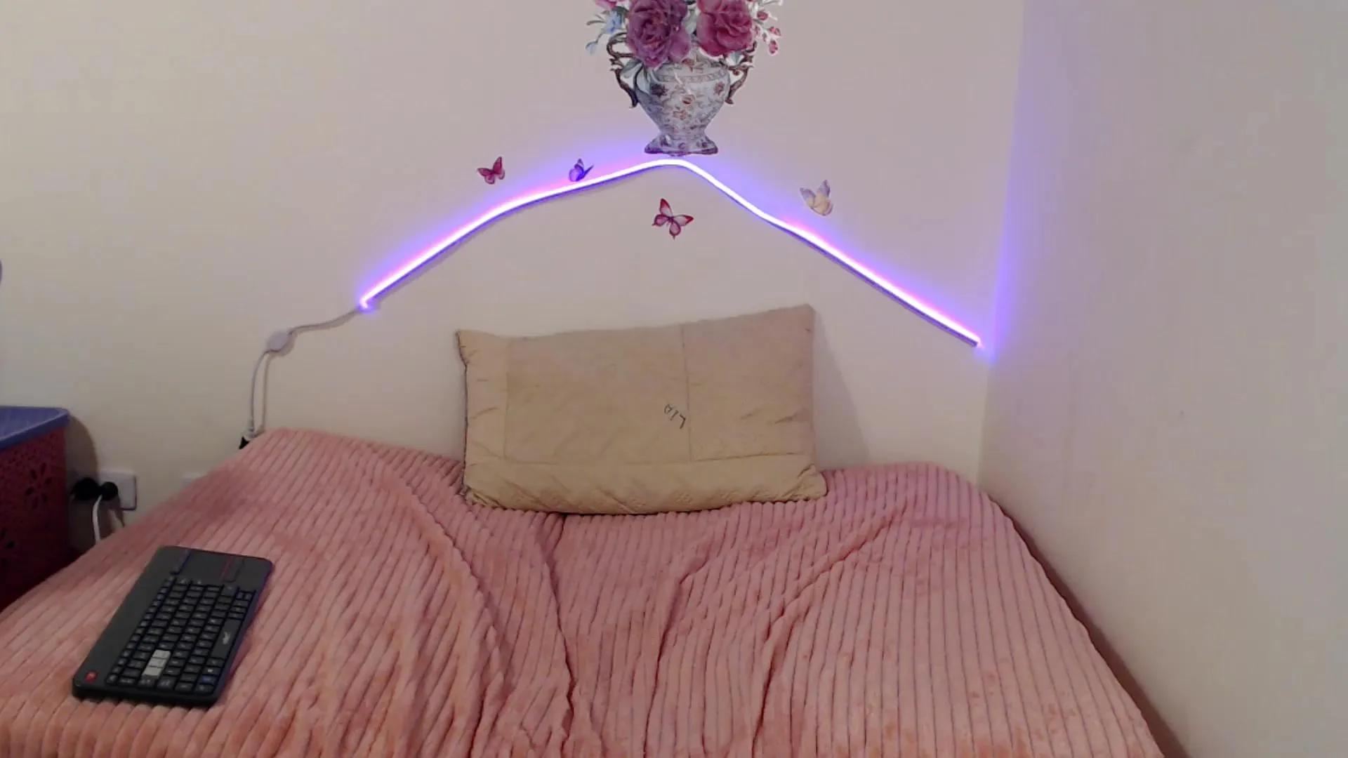 Offline valeryxs1 on Cam4