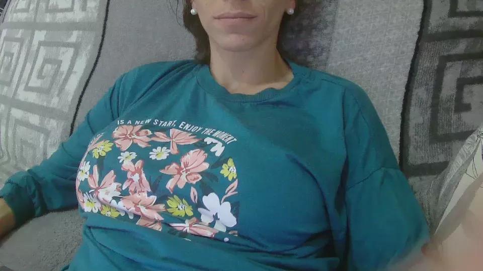 Offline Vampirosa on Cam4