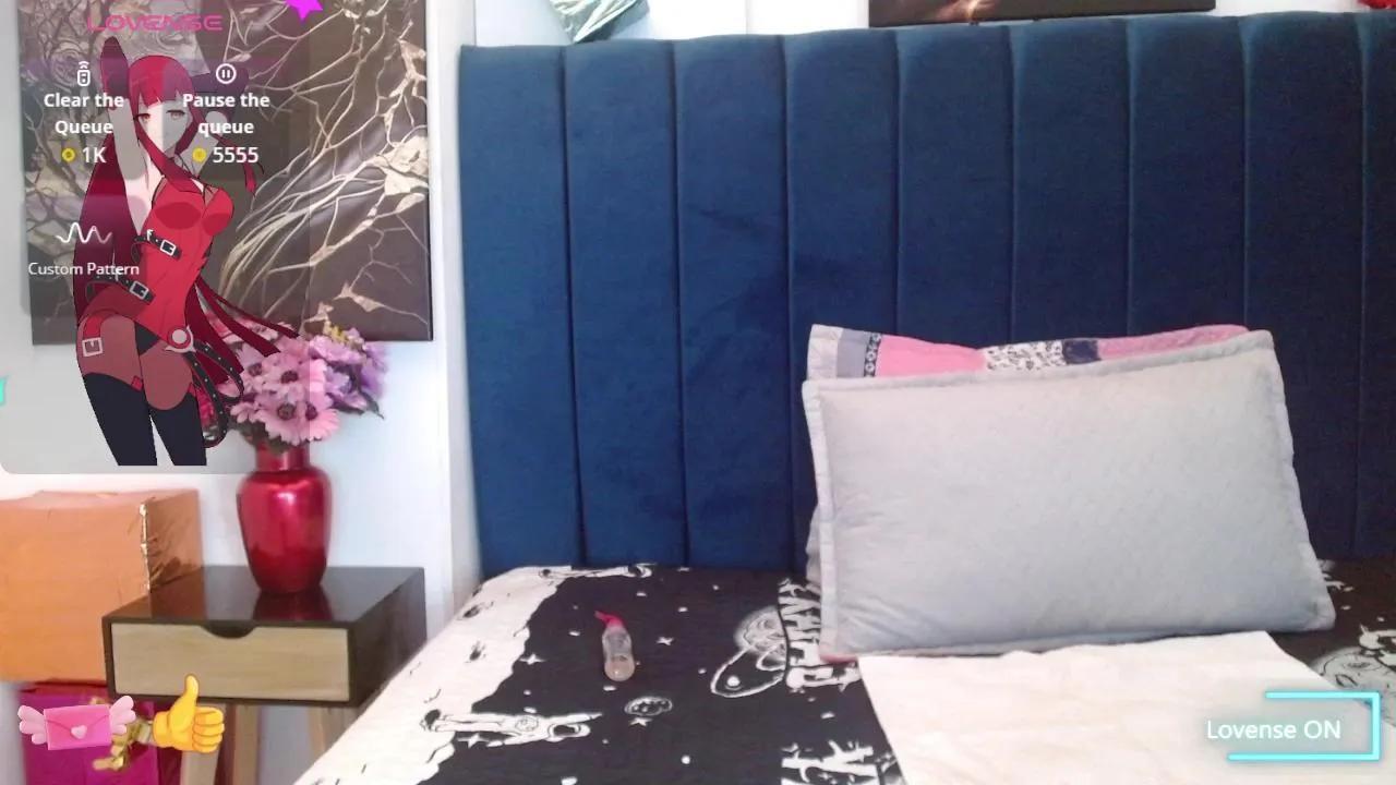 Offline Violet_wish on Cam4