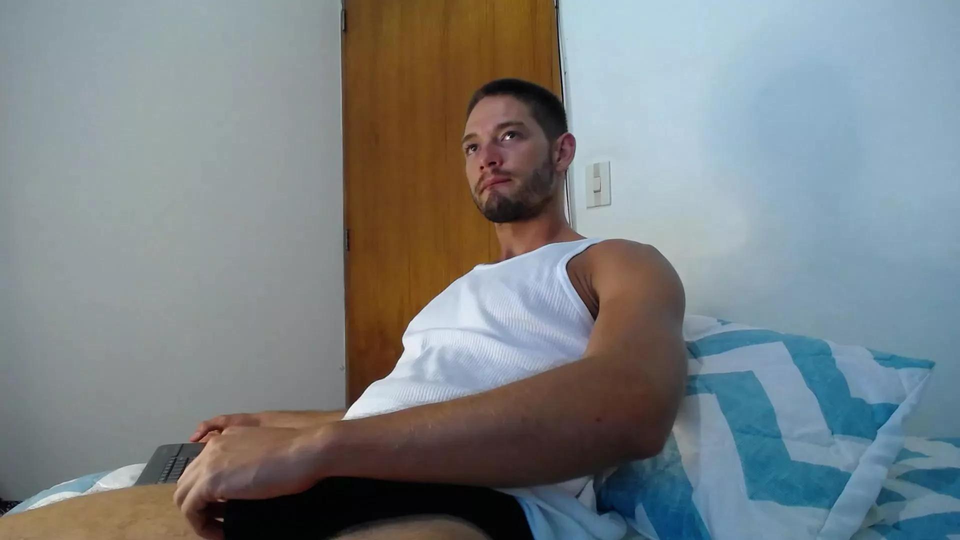 Offline walnniel on Cam4
