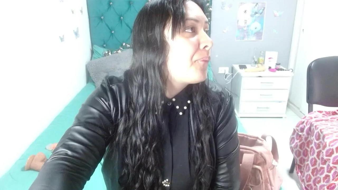 Offline wandafuckass on Cam4