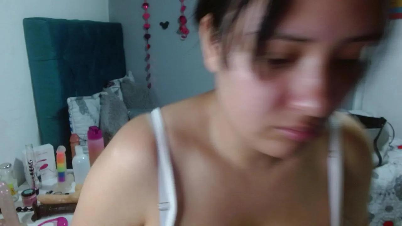 Offline wandafuckass on Cam4