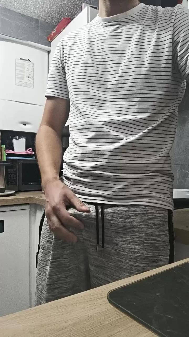 Offline xxxkxxx21 on Cam4