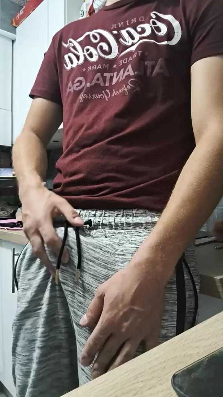 Offline xxxkxxx21 on Cam4