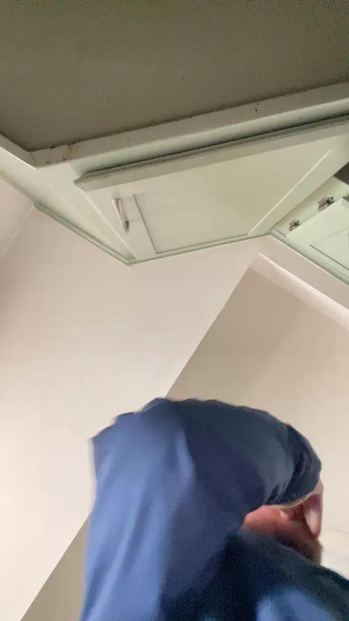 Offline Yearight181 on Cam4