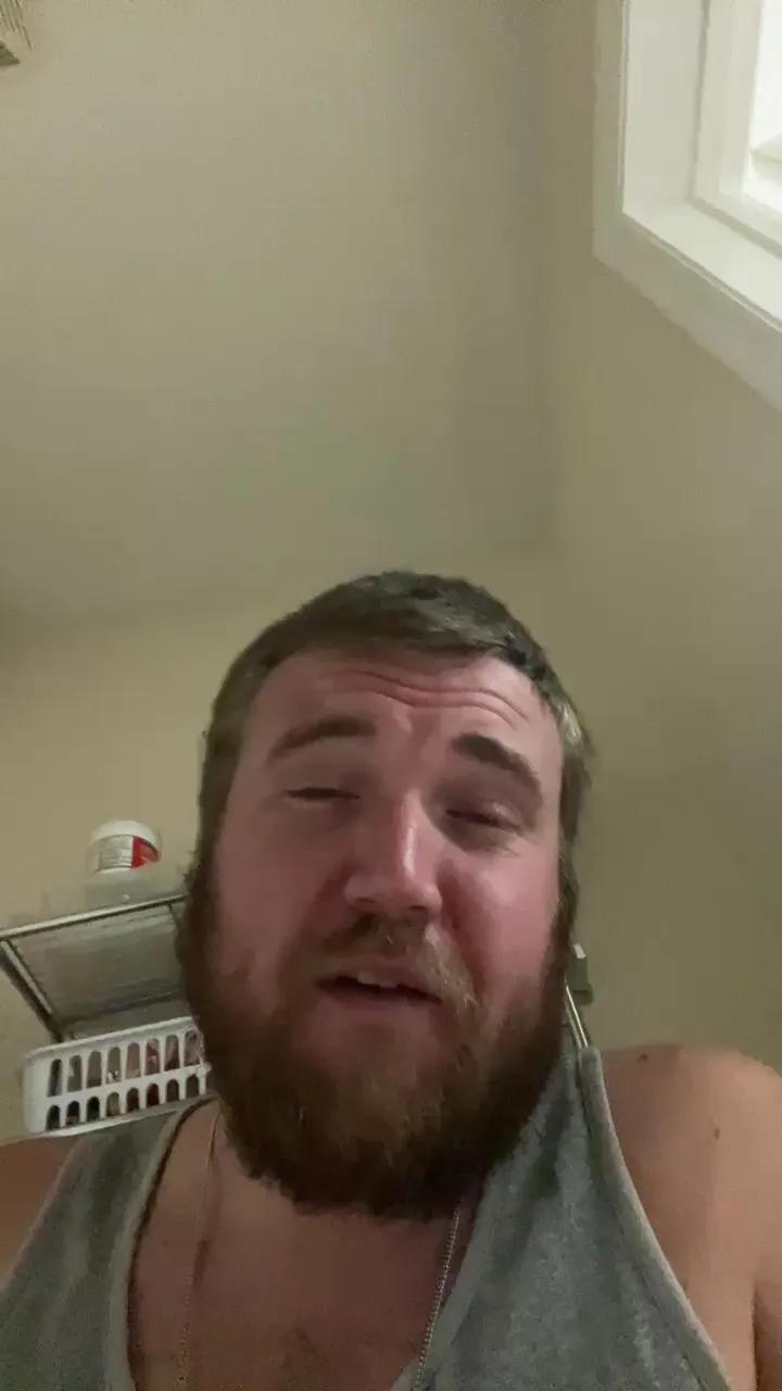 Offline Yearight181 on Cam4