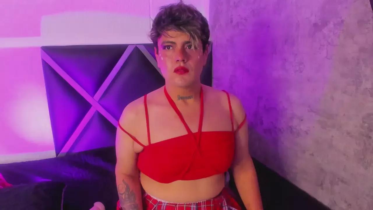 Offline Yordanchubbyhot on Cam4