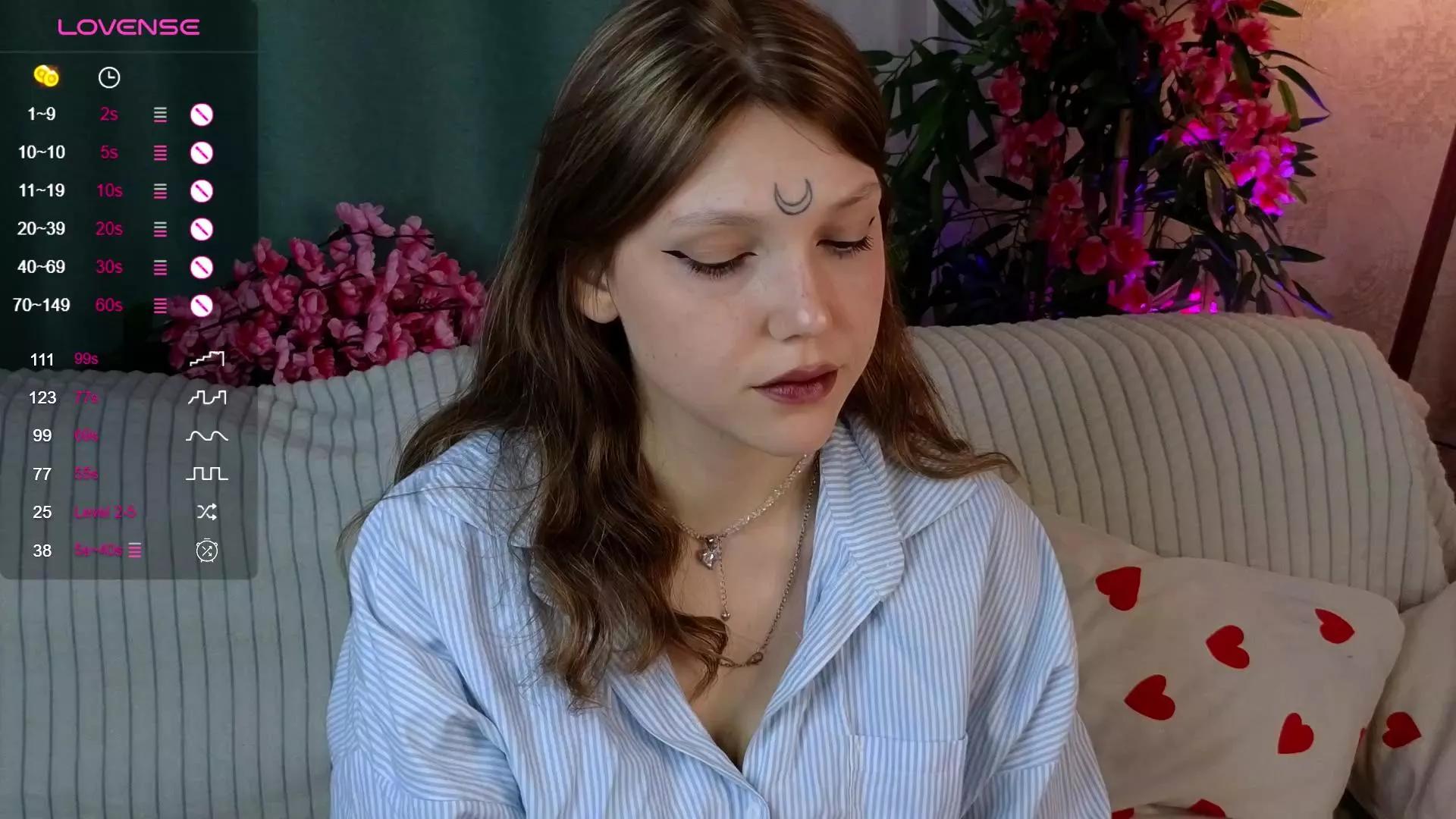 Offline ZaraGrandon on Cam4