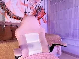 Offline abby-23 on CamSoda