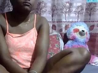 Freechat africanpretty on CamSoda
