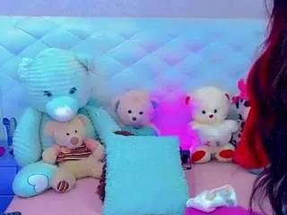 alanna-dollsx on CamSoda 