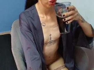 CamSoda alannahpresston is Freechat alannahpresston — Online marathon --- music, laughs, and lots of smoke..